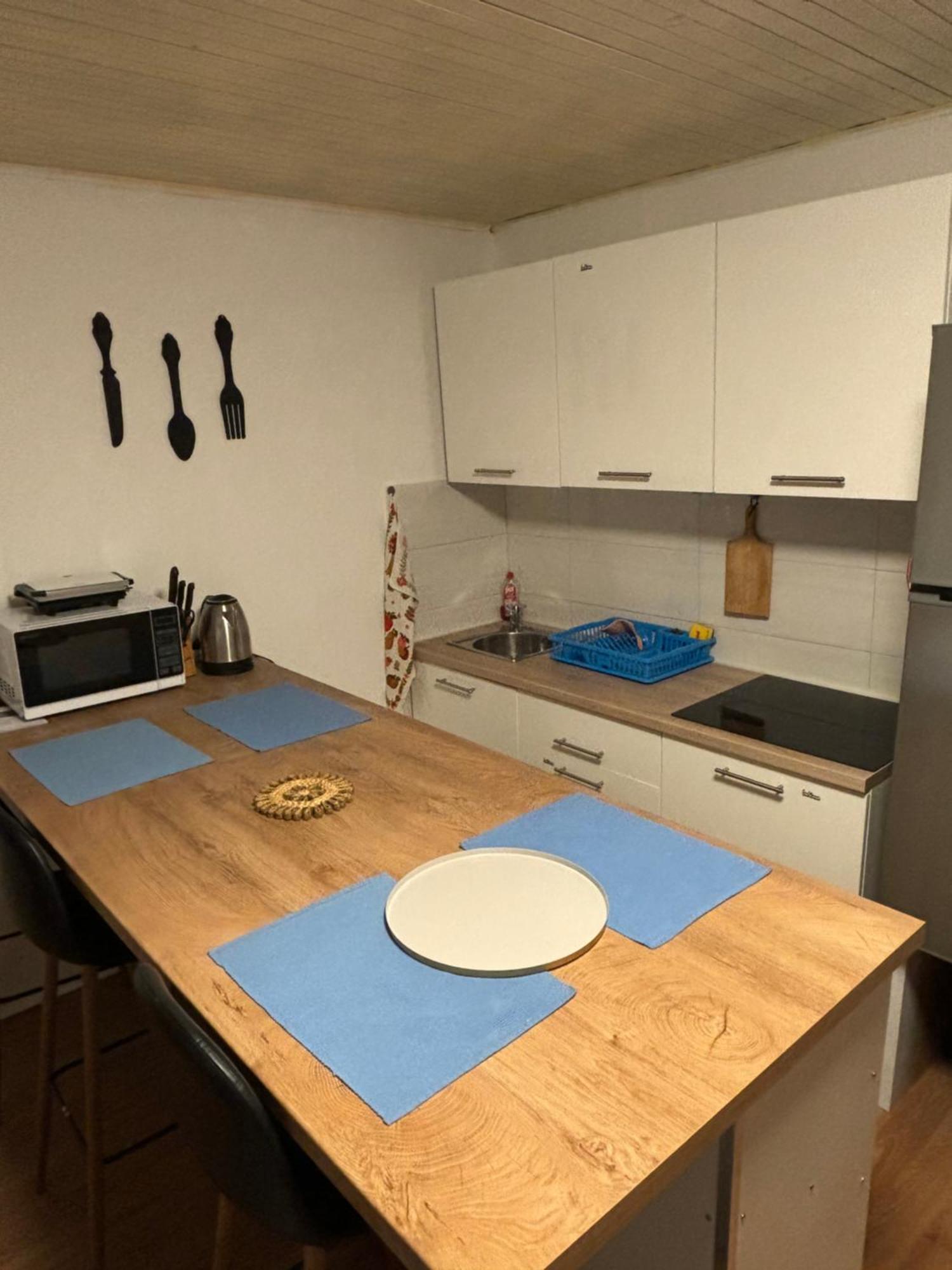 Studio I Apartman Ema Rijeka Ngoại thất bức ảnh
